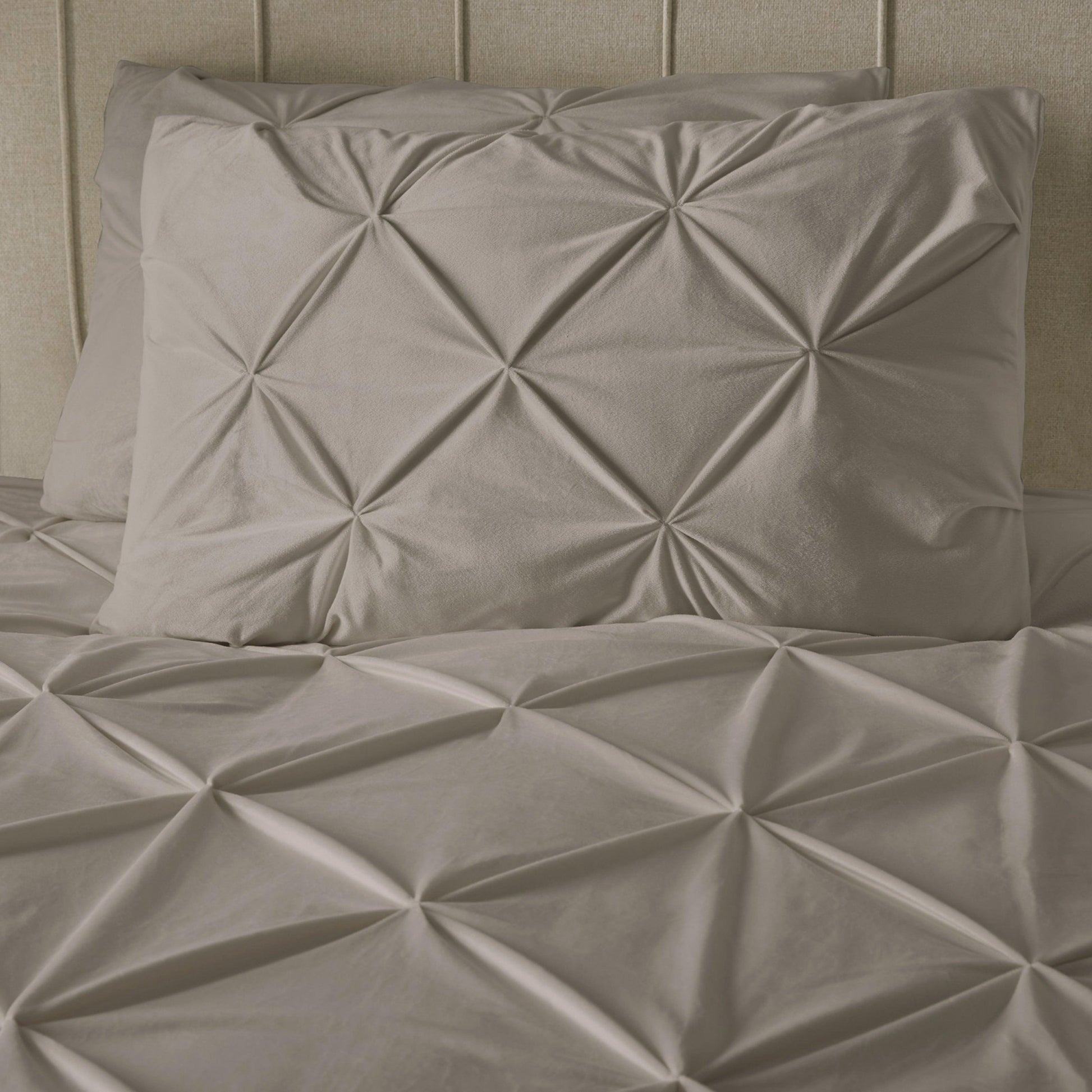 Velvet Pintuck Duvet Cover Set - Linen - Bedding Park